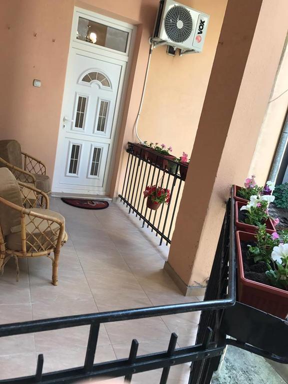 Apartment Charlie Perfect Price Belgrad Exterior foto