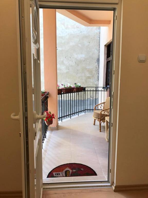 Apartment Charlie Perfect Price Belgrad Exterior foto