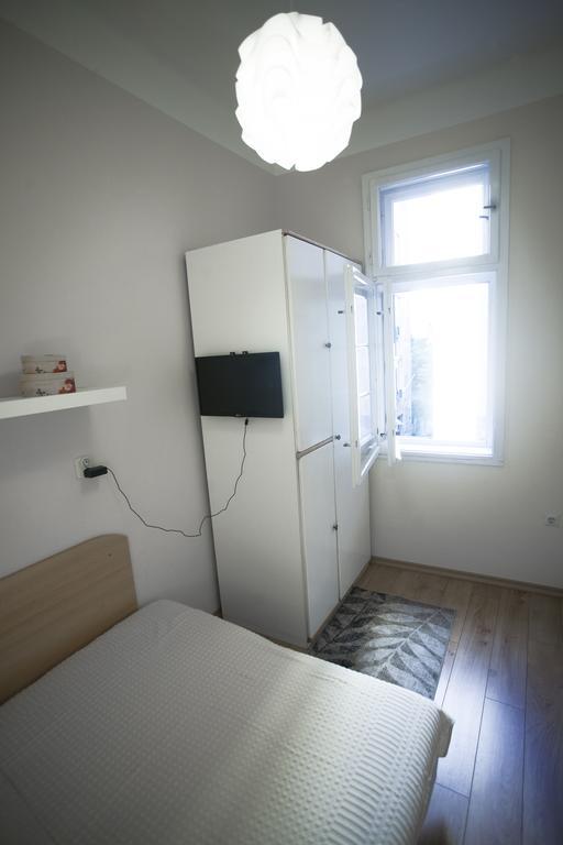 Apartment Charlie Perfect Price Belgrad Exterior foto